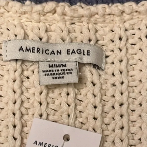 NWT American Eagle Outfitters Cream and Blue V-Neck Sweater Vest Medium - Picture 2 of 7